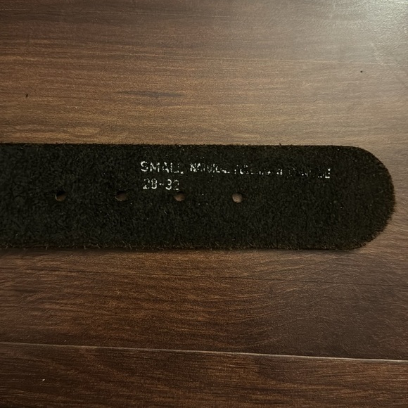 UNIQUE Leather Chain Belt size Small 28-32 - Picture 5 of 11